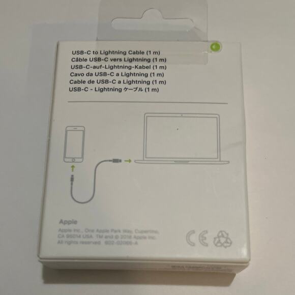 Authentic Apple USB-C to Lightening Cable (1m) New and Sealed - Picture 2 of 2